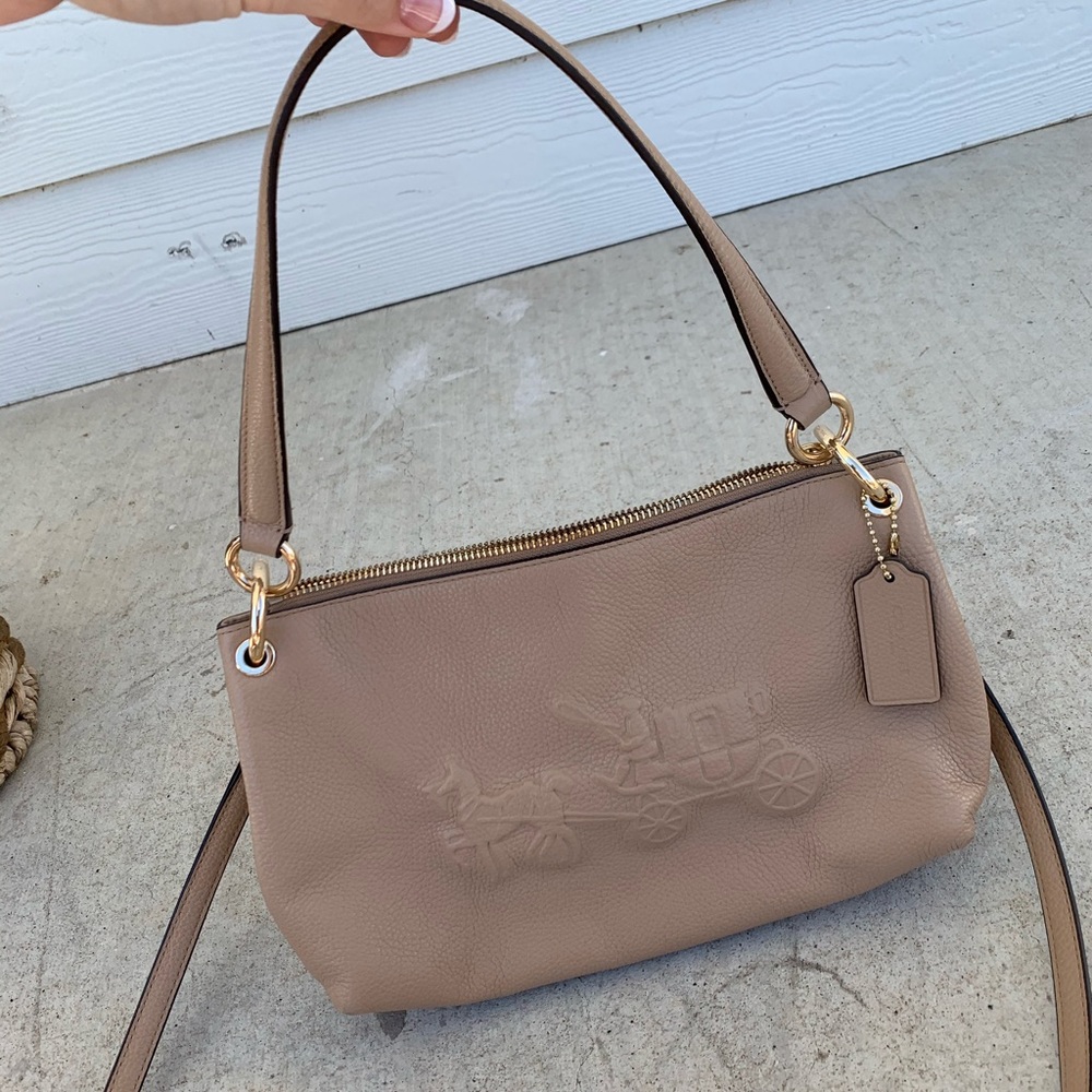 Coach cross body purse - NEARLY PERFECT CONDITION